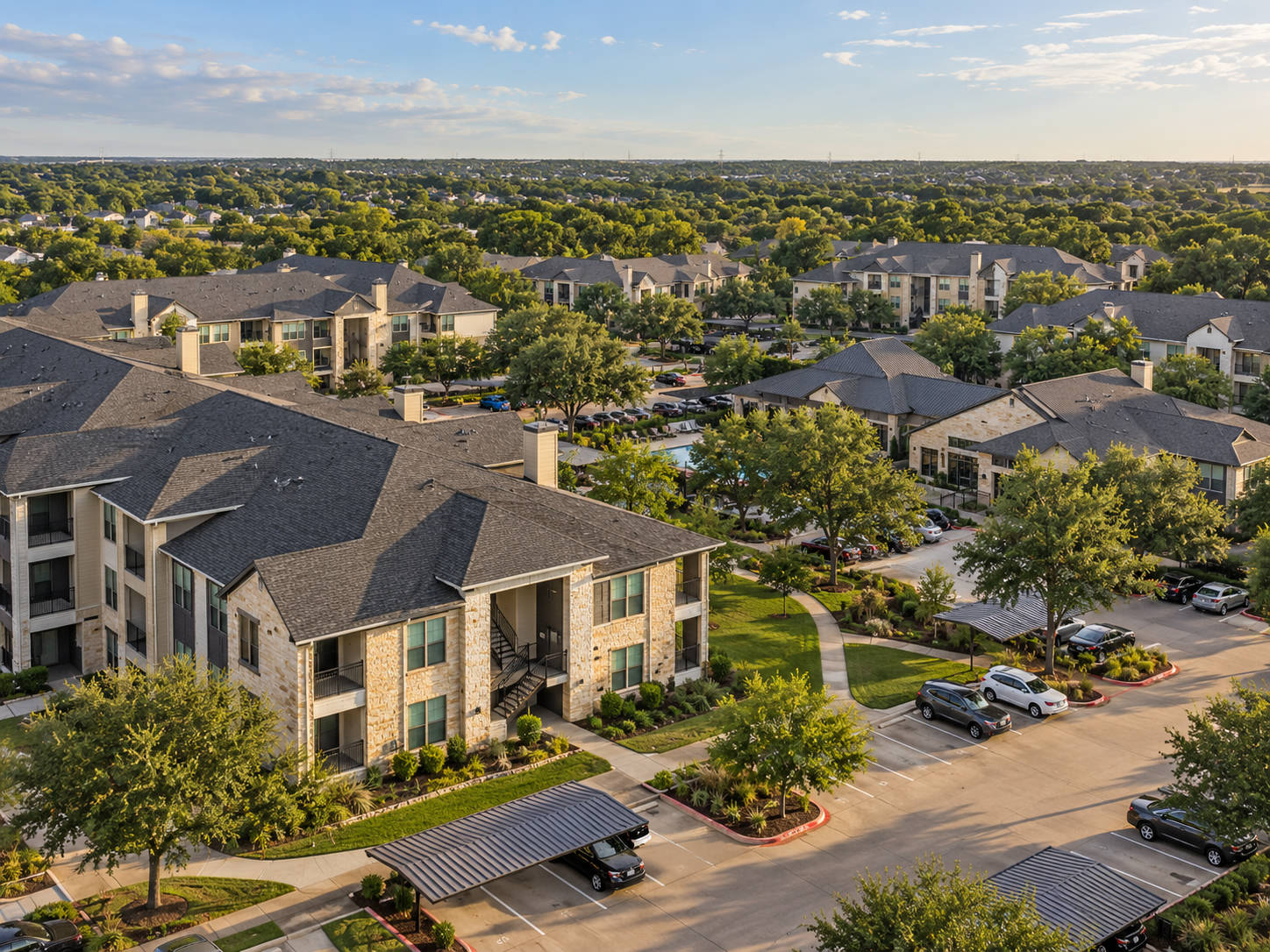 Texas Multifamily Market Outlook 2026: Should Owners Sell or Hold?